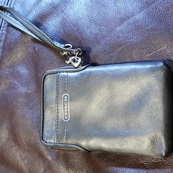 Coach Bags Coach Wristlet Broke Poshmark